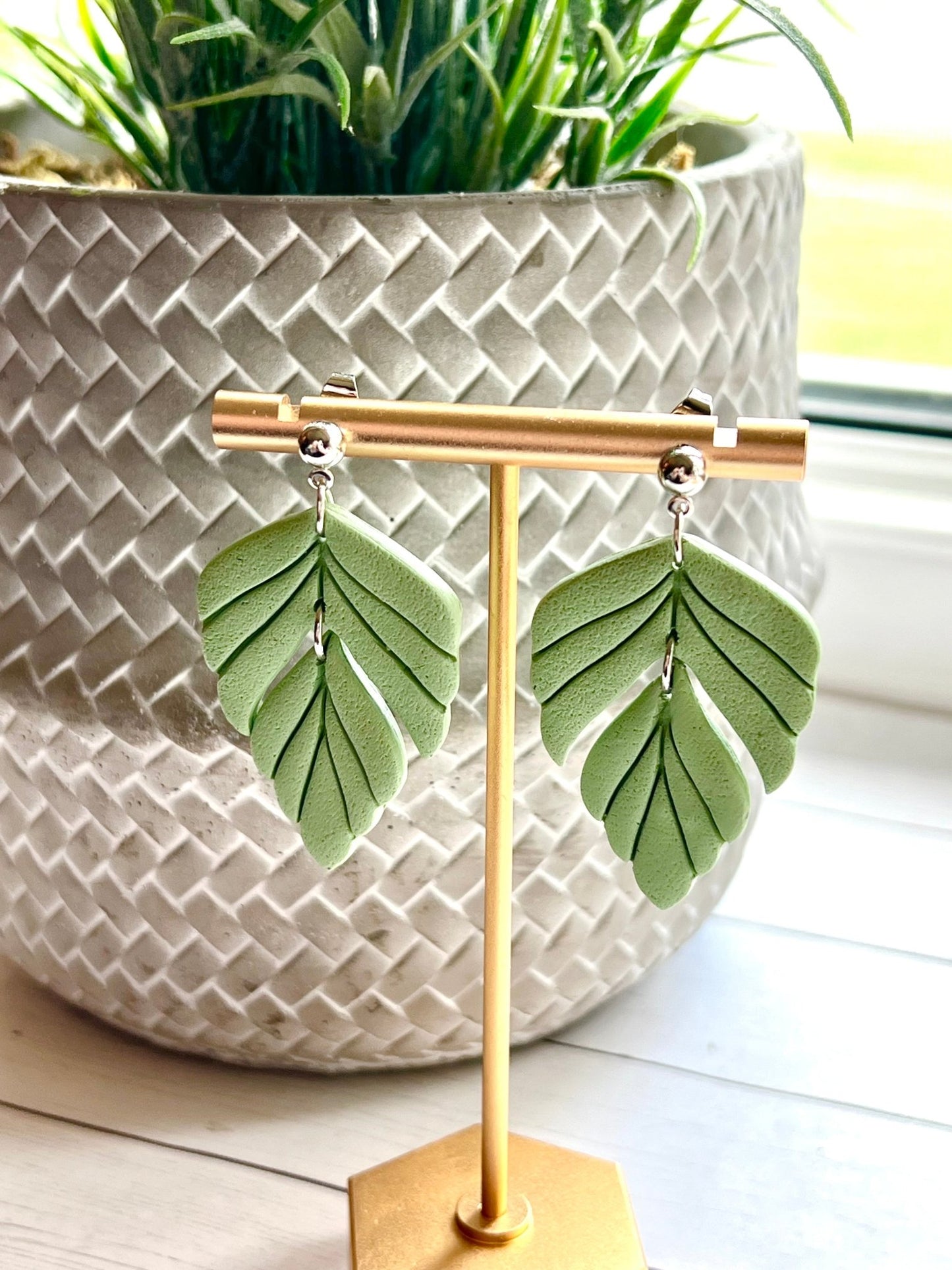 Clay earrings- Leaves